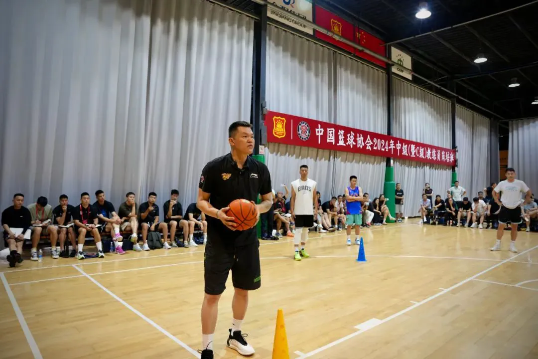 如何制定智能篮球训练计划_0